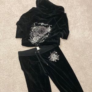 Juicy couture sweat suit